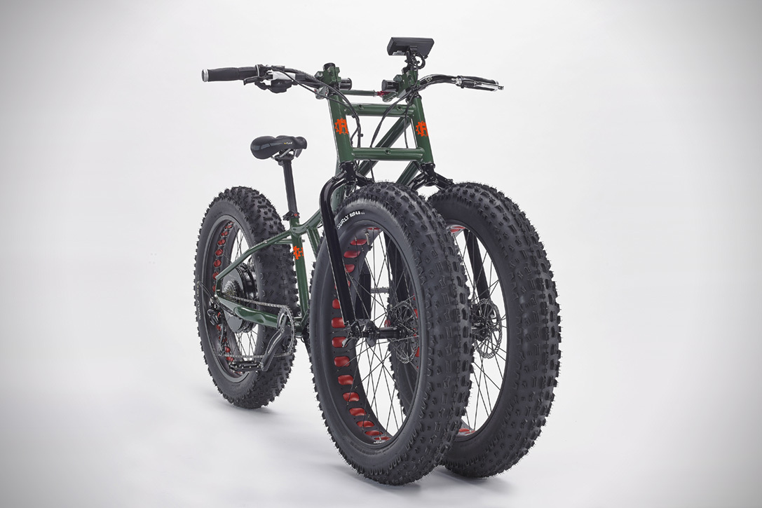 Rungu Juggernaut: la bicicleta eléctrica con dos ruedas delanteras
