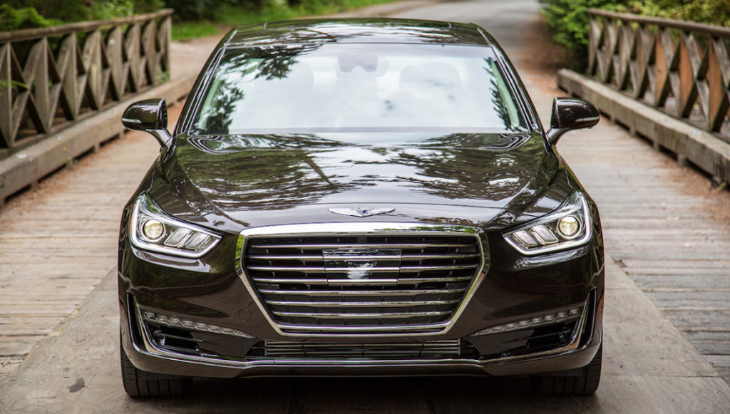 2017 Genesis G90