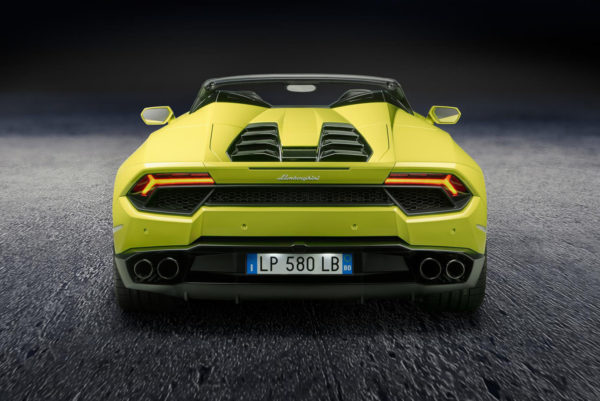 trasera-del-huracan-spyder-lp580-2