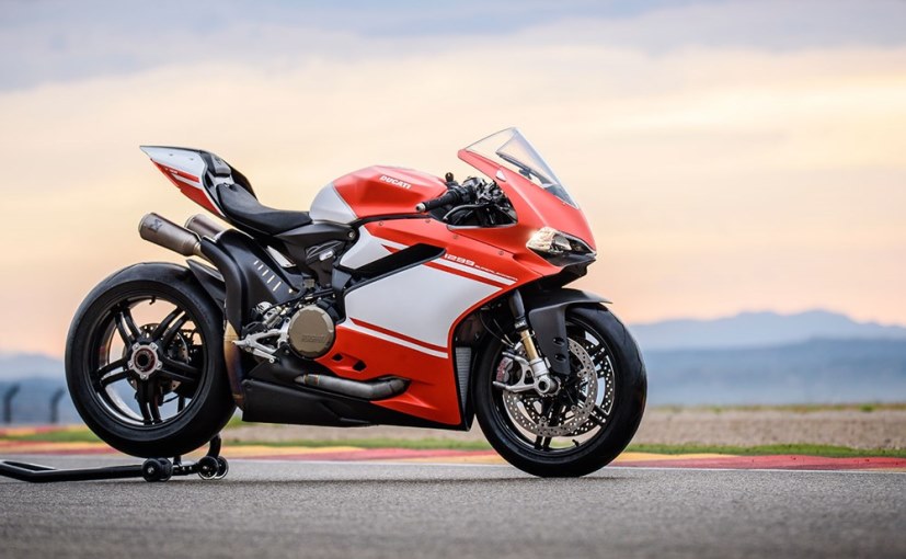 ducati-1299-superleggera-2017-2