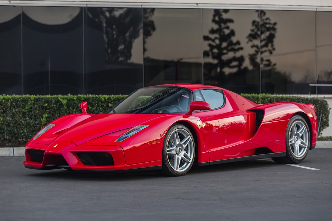Se vende un impresionante Ferrari Enzo con solo 226 km