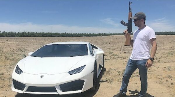 Ponen a prueba al único Lamborghini blindado