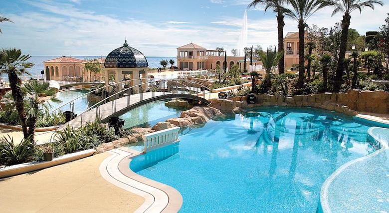 El Monte Carlo Bay Hotel & Resort, un hotel de ensueño