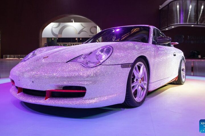 Este Porsche 911 es, literalmente, una joya sobre ruedas